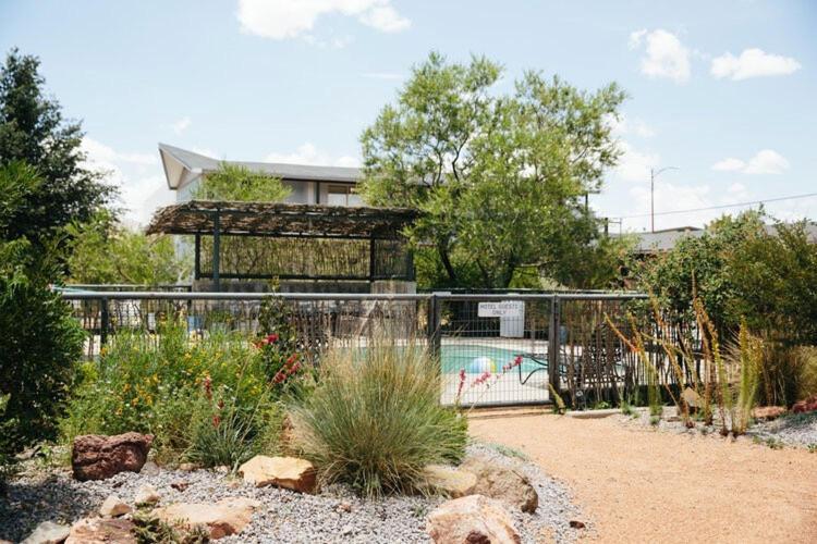 Thunderbird Hotel Marfa Exterior foto