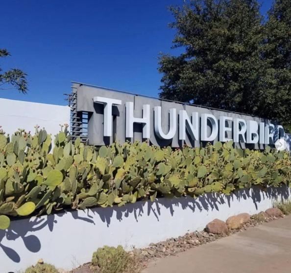 Thunderbird Hotel Marfa Exterior foto